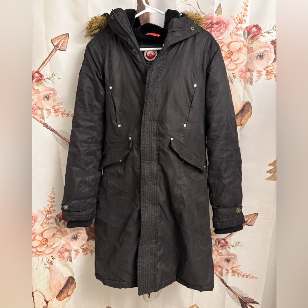 Ladies medium Black Winter Parka​